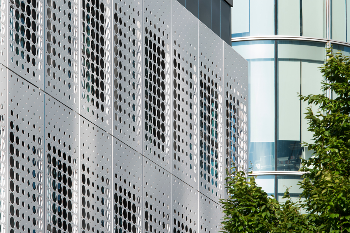 Сетка для фасада. Perforated Metal facade Panel. Metal Mesh facade. Перфорированный лист Revit алюминиевый. Перфорированные фасады СИАЛ.